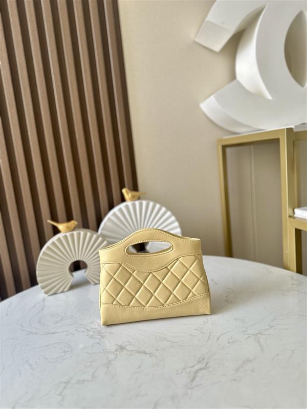 2026131221458372 570